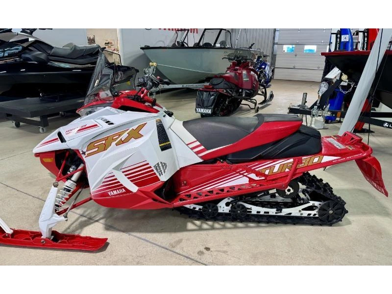 Yamaha Motoneige 2022 alt