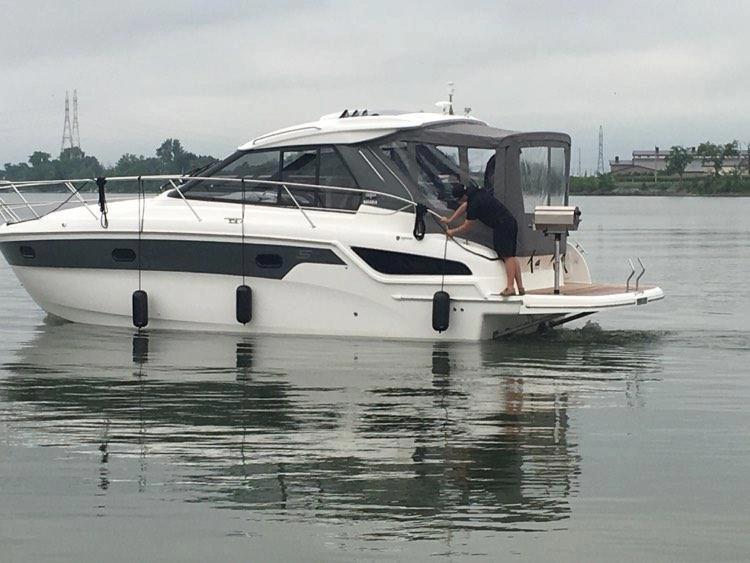 Bavaria S33 Ht Volvo D3-220 2018 alt