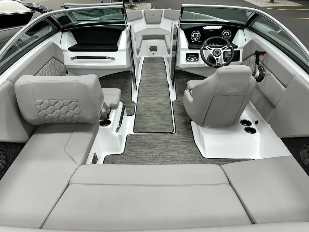 Four Winns H1 Mercruiser 4.5l / Alpha 2023 alt