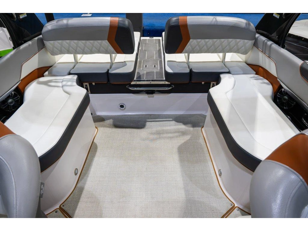 2020 Regal 2300rx alt