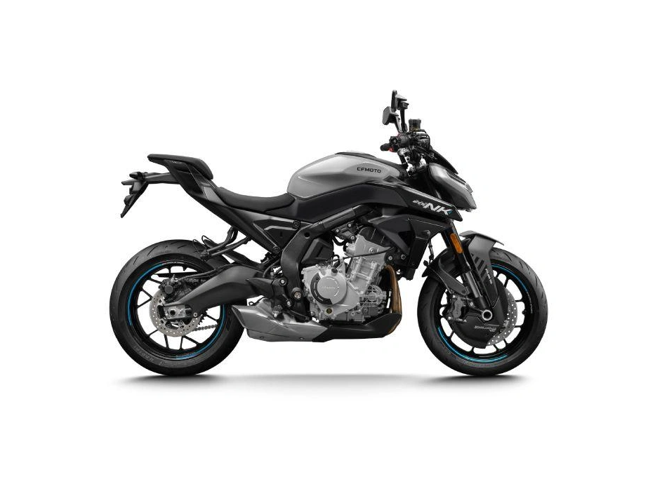 2026 Cfmoto 675nk alt
