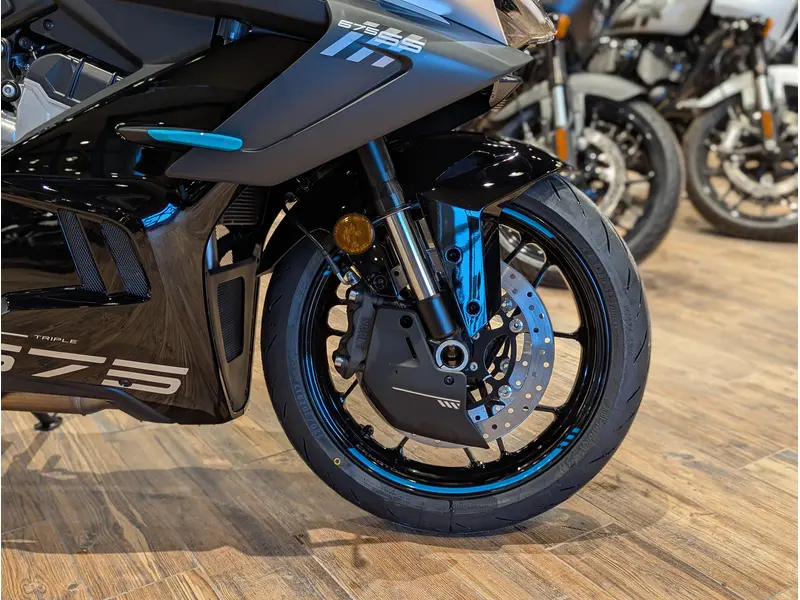 2026 CFMOTO 675SS // Nebula Black thumbnail 4