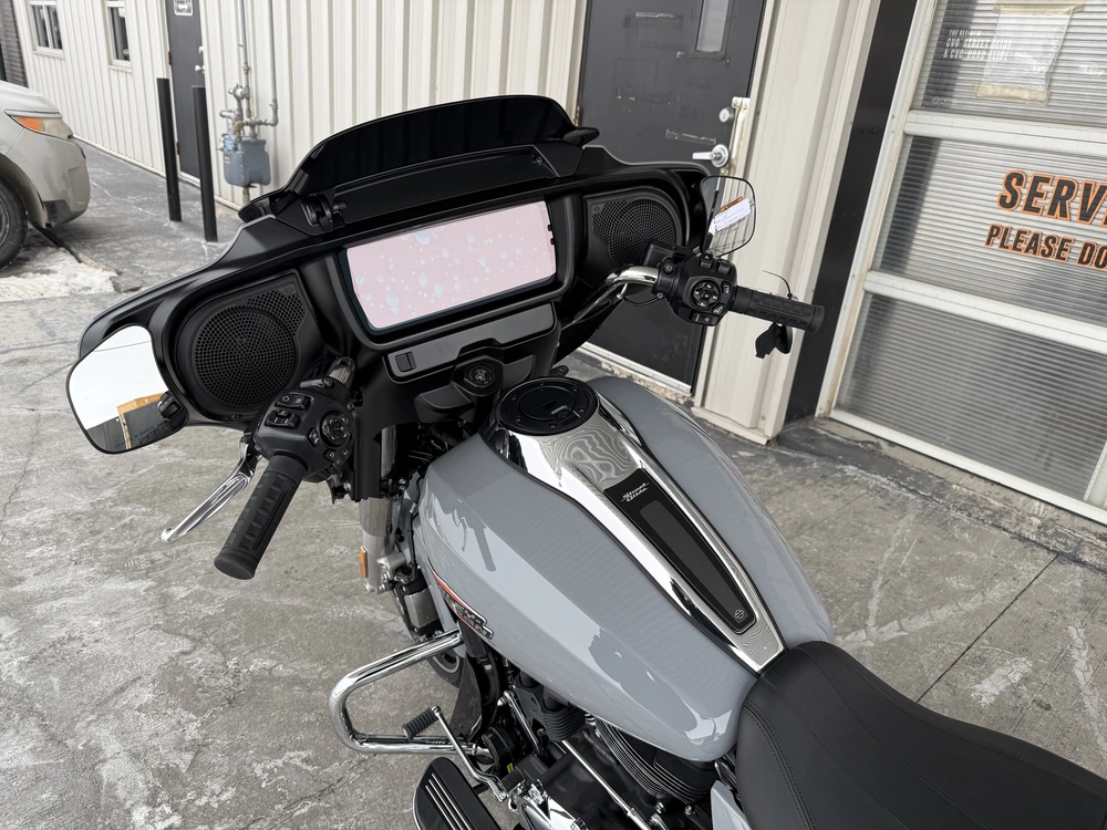 2026 Harley-davidson Street Glide alt