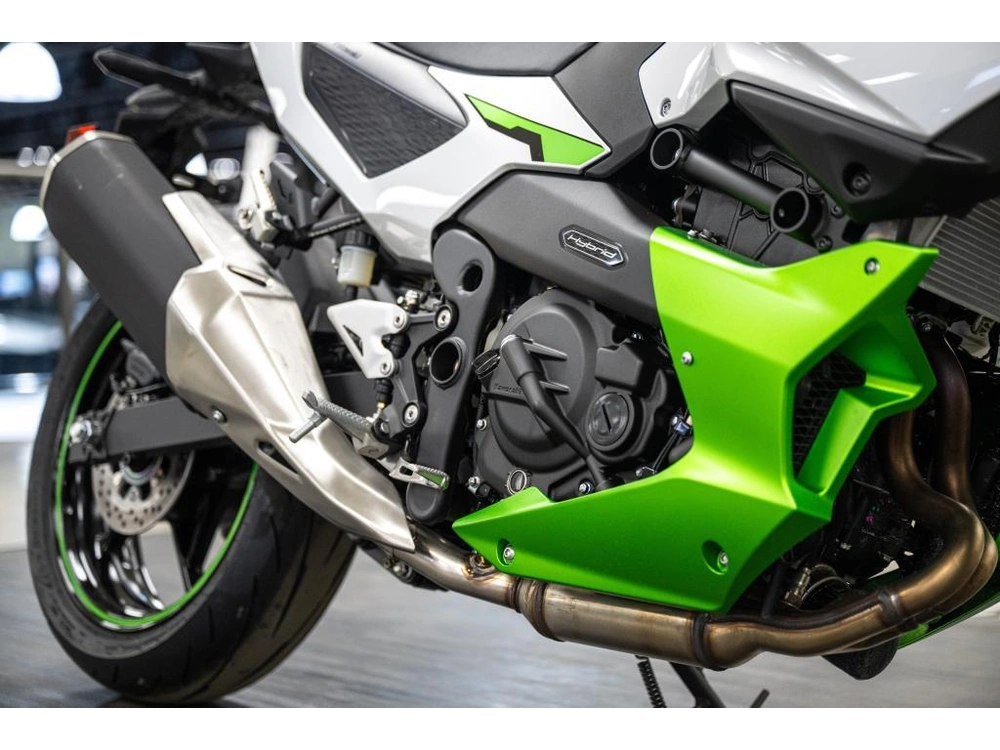 2024 Kawasaki Ninja 7 Hybrid alt
