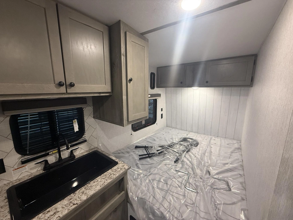 2026 Sunset Park Rv Sunlite Th 25th alt