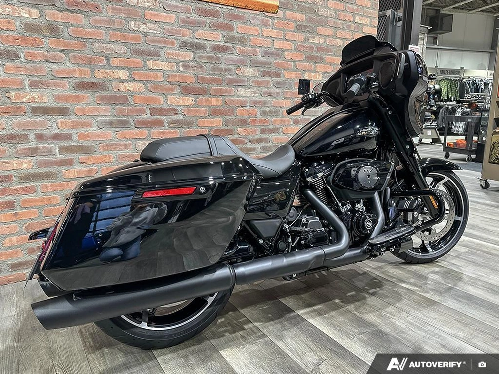 2026 Harley-davidson Street Glide alt