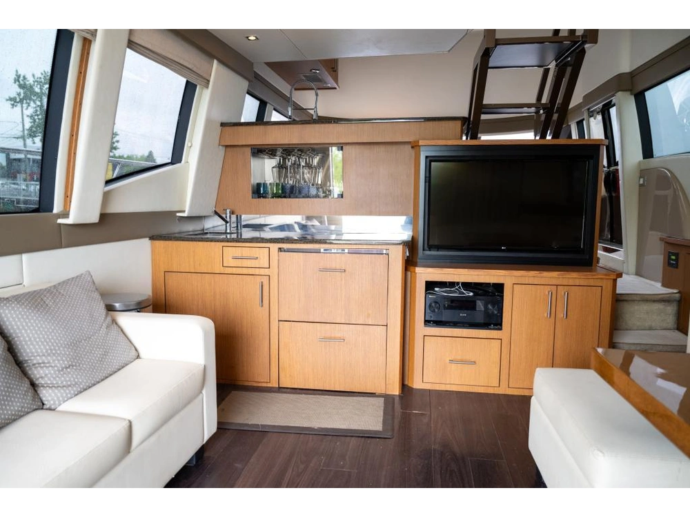 2012 Carver Voyageur 54 *sur Rendez-vous* alt