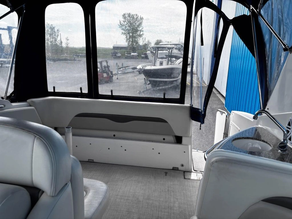 2010 Chaparral 290 Signature alt