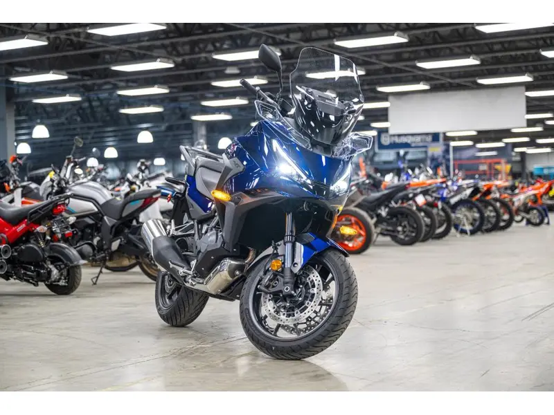 2025 Honda NT1100 ABS DEMO thumbnail 2