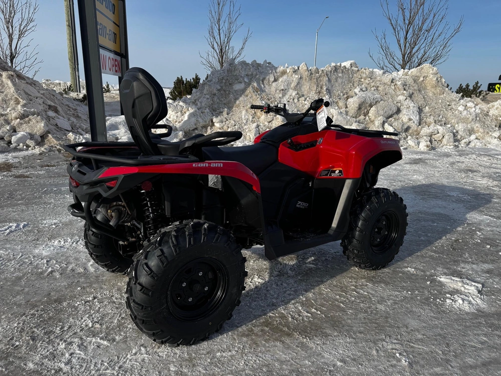 2026 Can-am Outlander Max Dps 700 alt