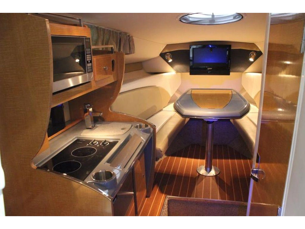 Larson 857 Cabrio 2012 alt