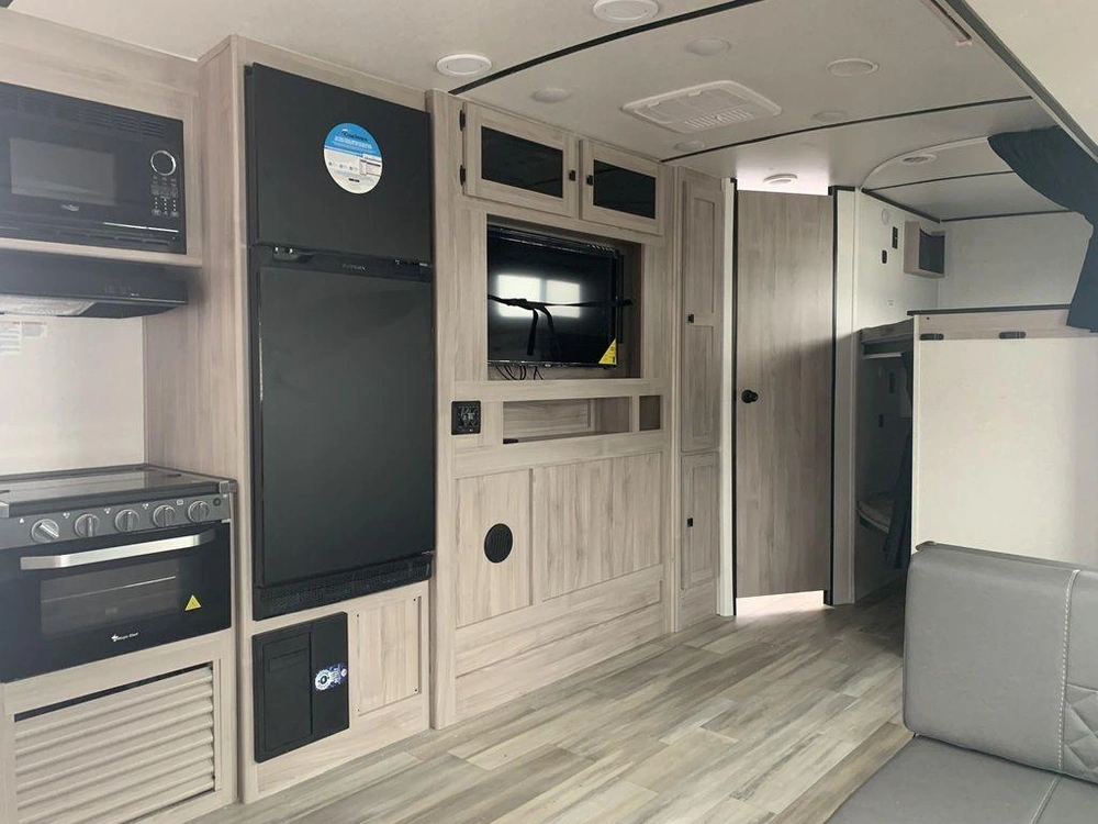 2023 Coachmen Northern Spirit 2963bh alt