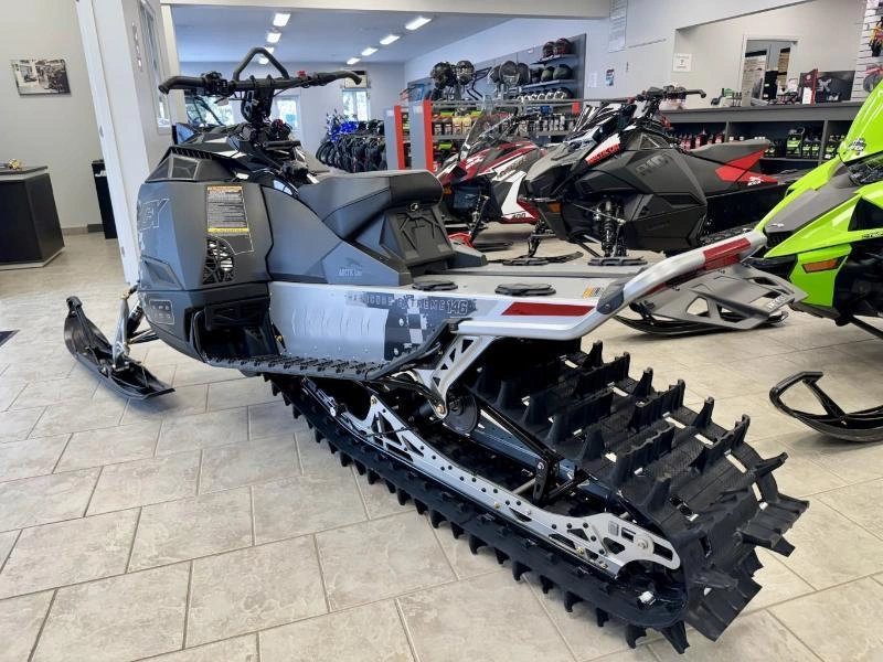 Arctic Cat Hcx 858 146 2.6 (sport Gauge) 2026 alt