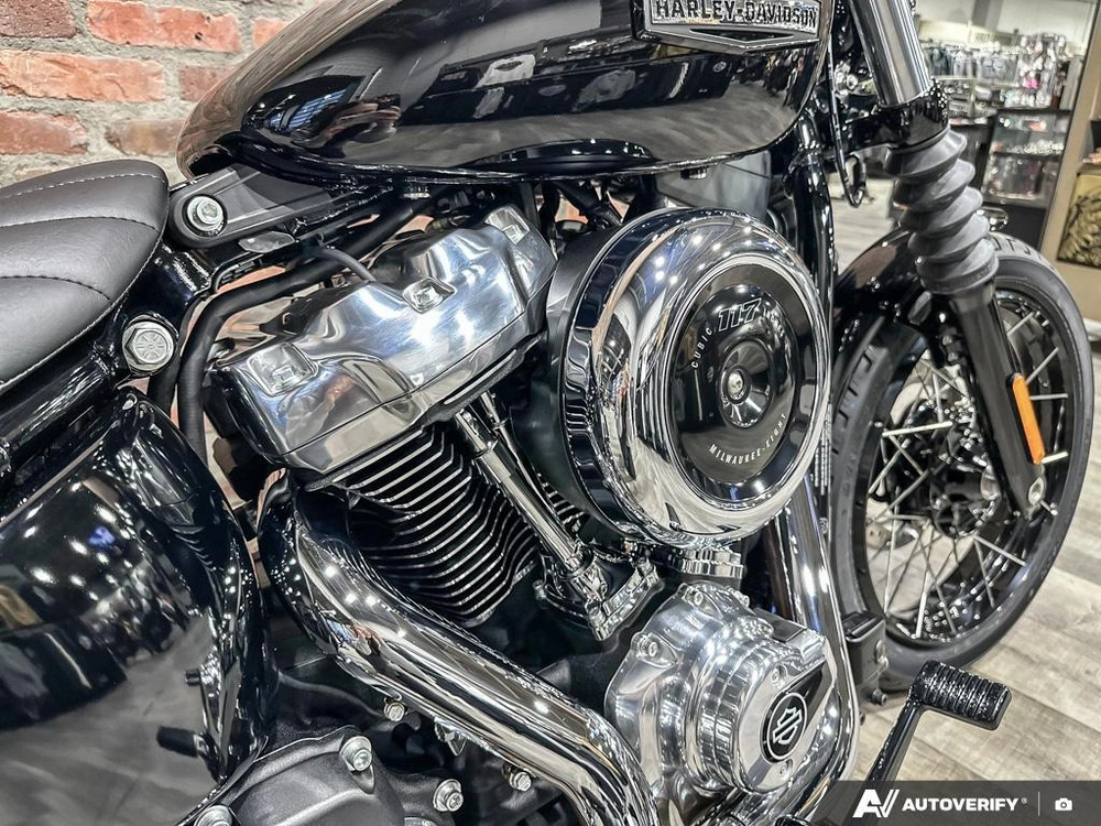 2026 Harley-davidson Street Bob alt