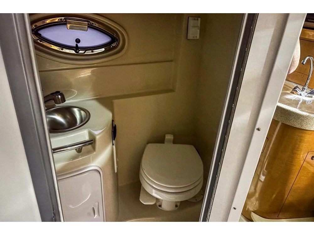 Four Winns 285 Vista 2011 alt