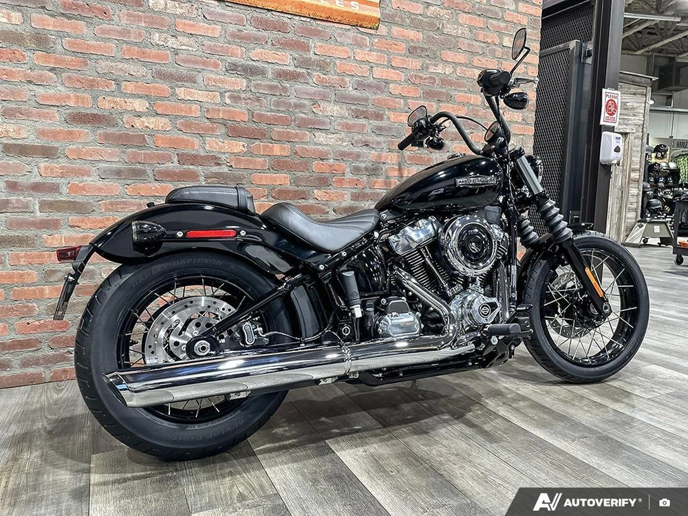 2026 Harley-davidson Street Bob alt