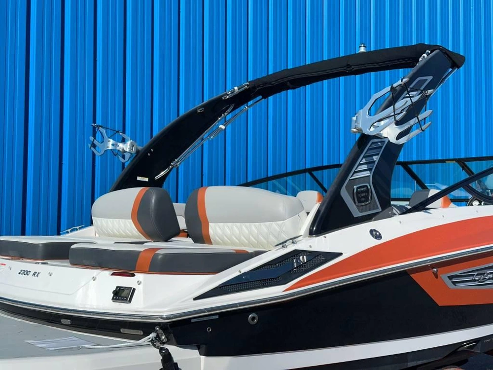 2020 Regal 2300rx alt