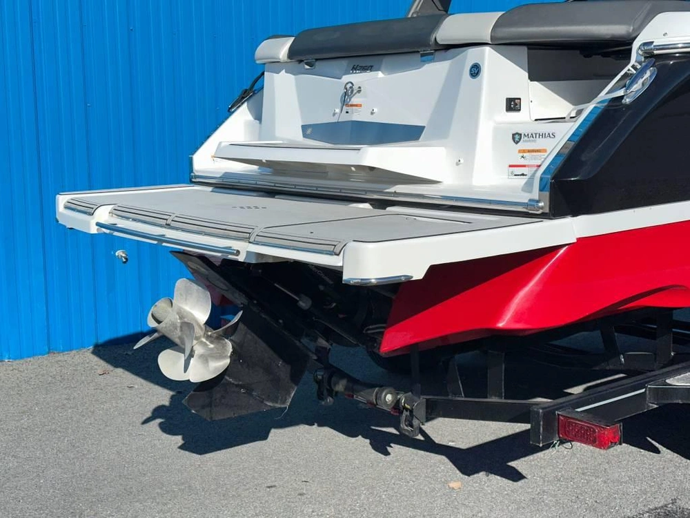 Four Winns 260 Horizon Sport Rs 2022 alt