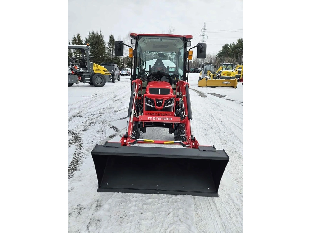 2026 Mahindra 2126 Hst Cab alt