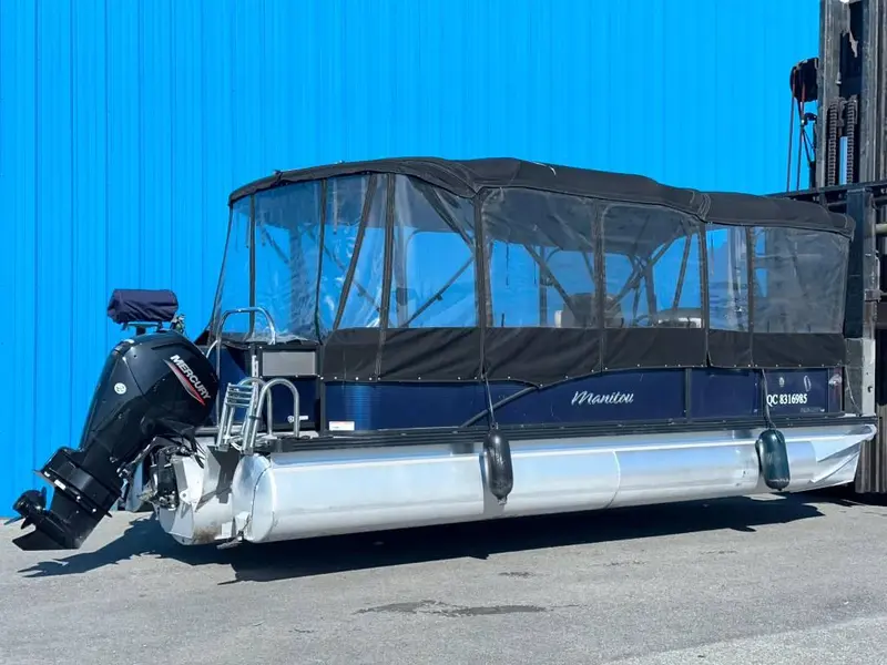 2022 Manitou 22 AURORA LE ANGLER MERC 115 thumbnail 4