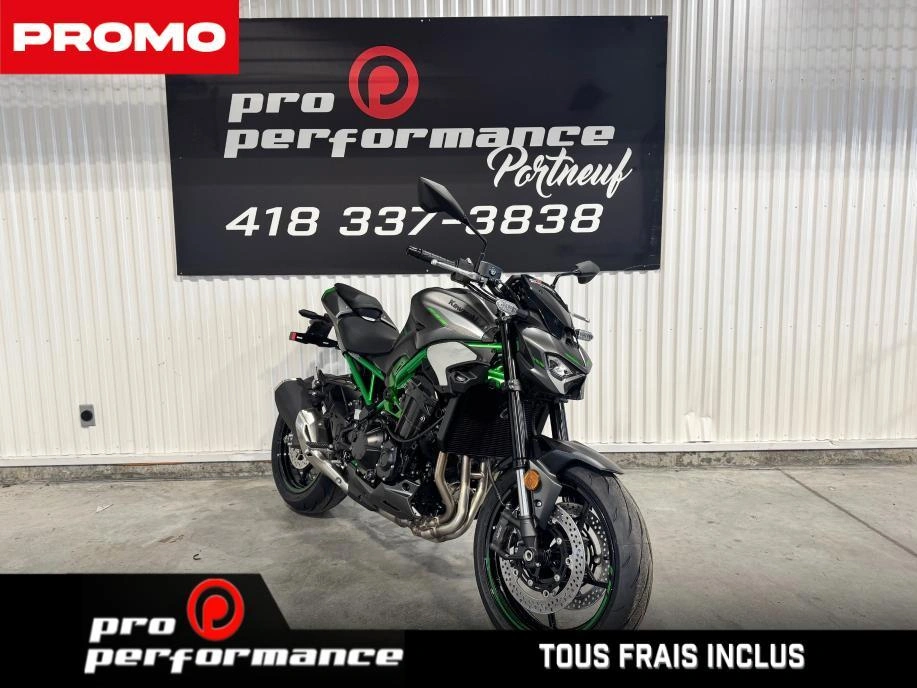Kawasaki Z900 2025 alt