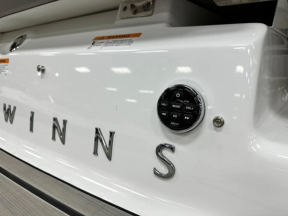 Four Winns H1 Mercruiser 4.5l / Alpha 2023 alt
