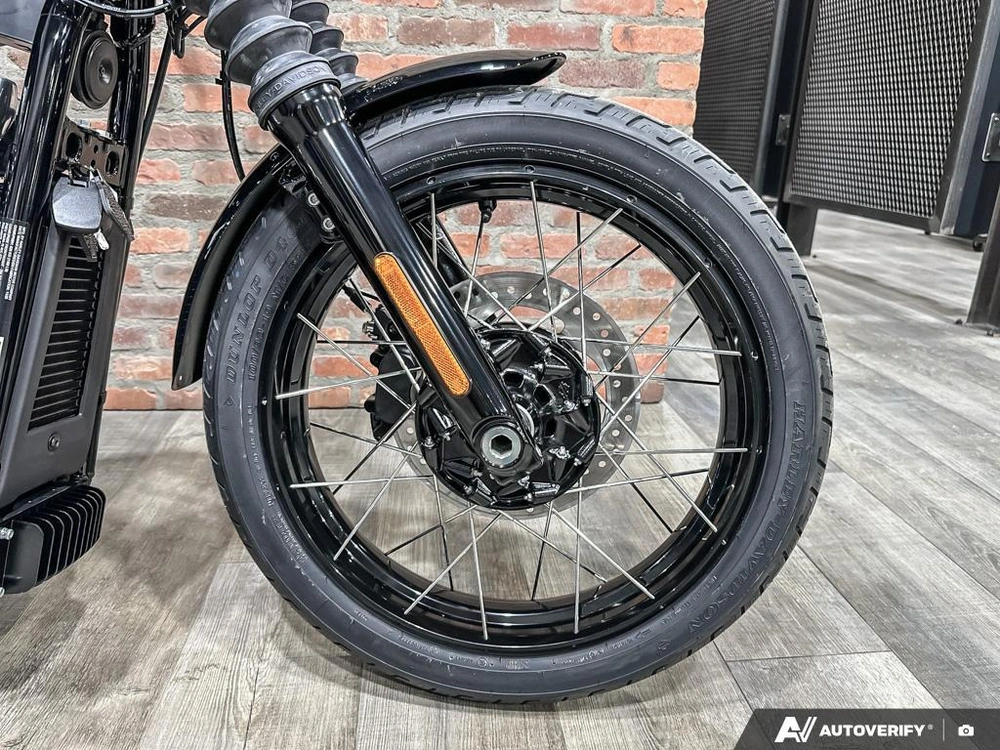 2026 Harley-davidson Street Bob alt