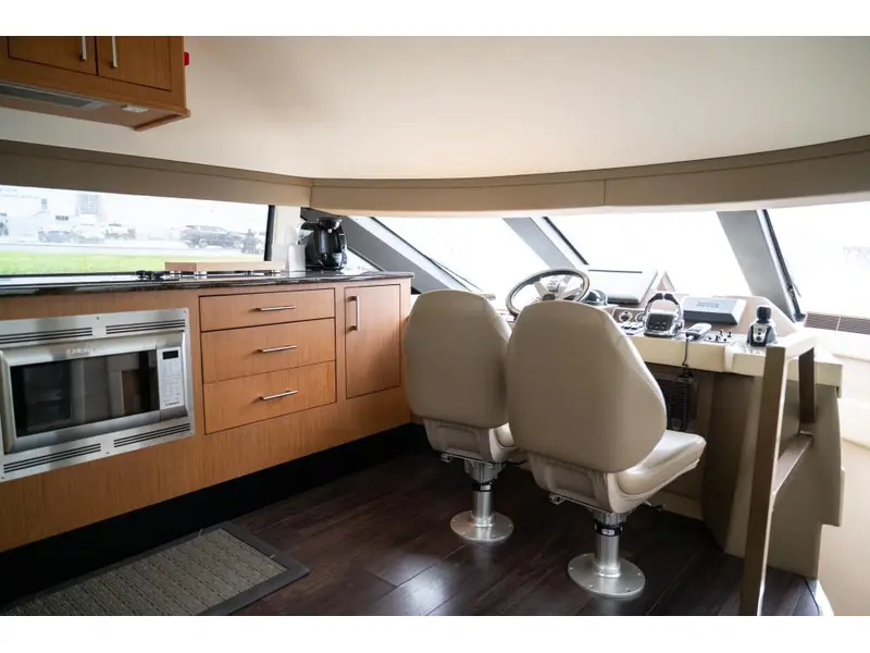 2012 Carver Yachts Voyageur 54 *SUR RENDEZ-VOUS* thumbnail 28