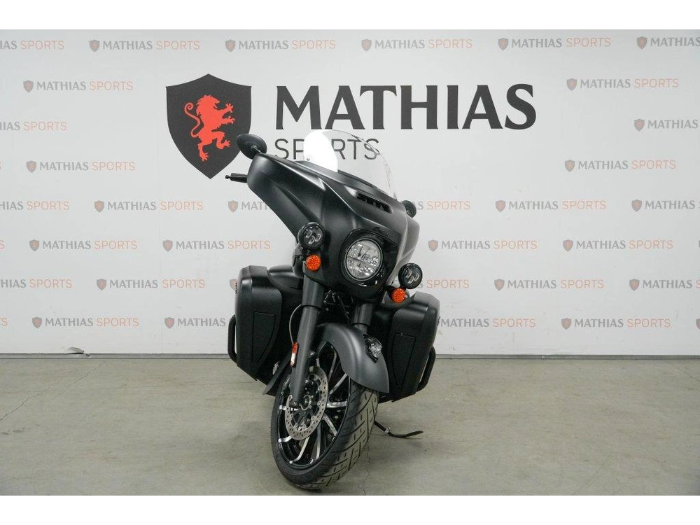 Indian Motorcycle Roadmaster Dark Horse 2021 alt