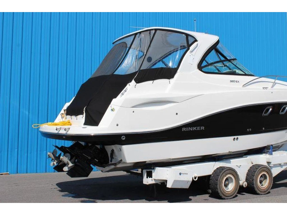 Rinker Boat Co Ex 320 2018 alt