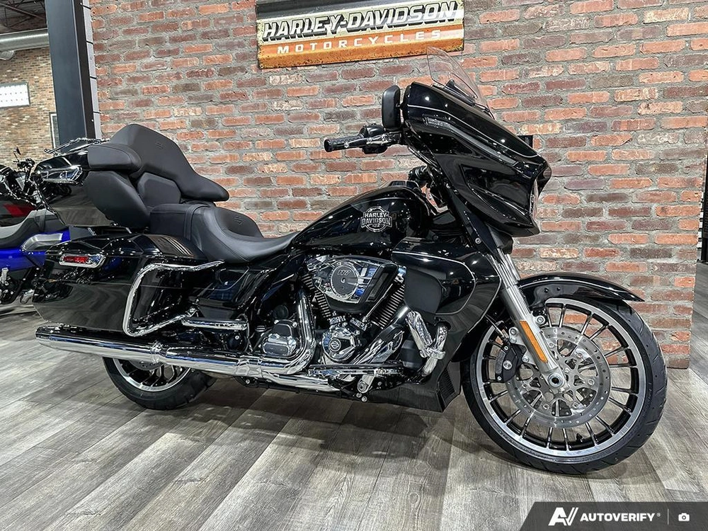 2026 Harley-davidson Street Glide Limited alt