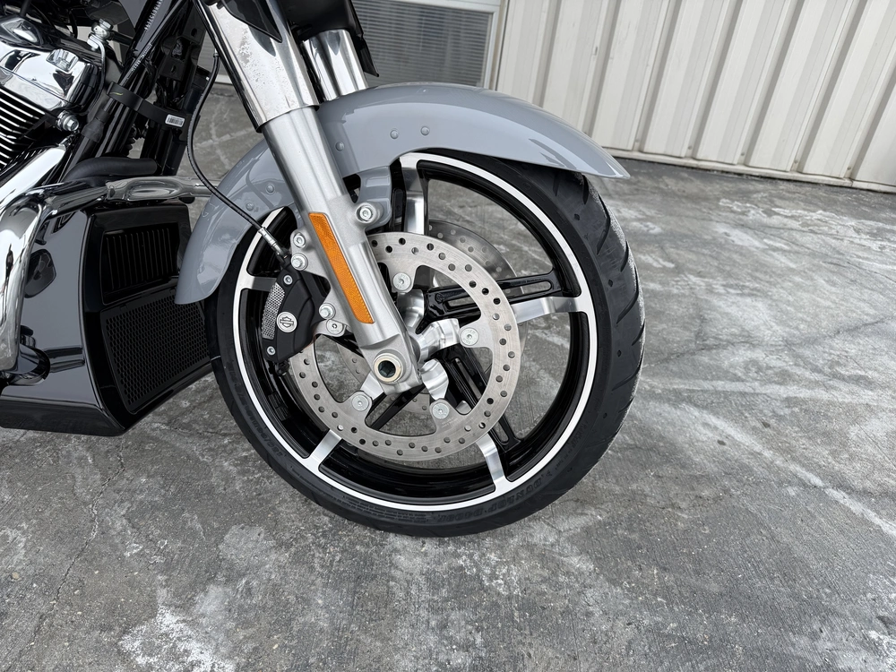 2026 Harley-davidson Street Glide alt