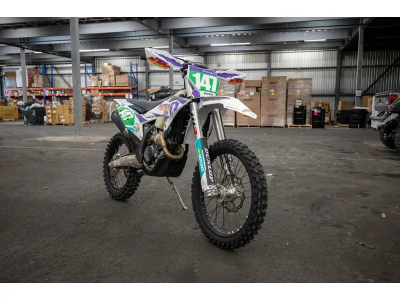 2025 KTM 250 XC-F DEMO thumbnail 5