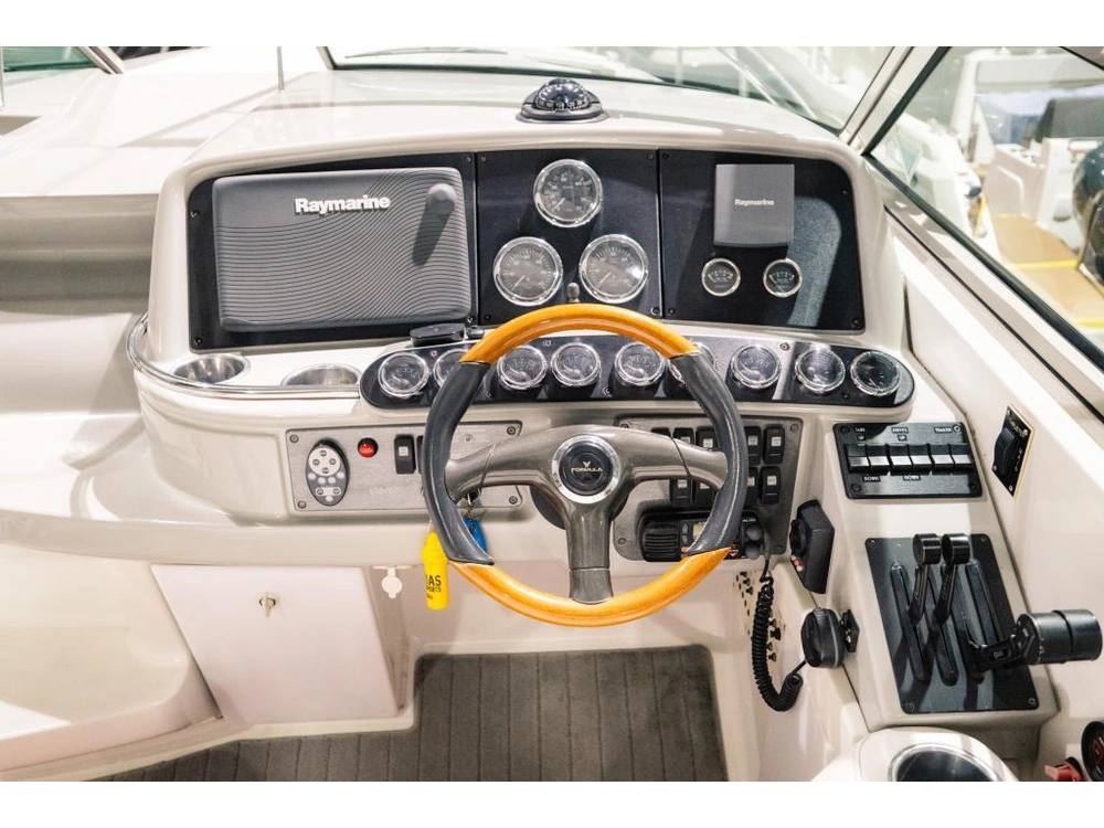 2004 Formula 400ss alt