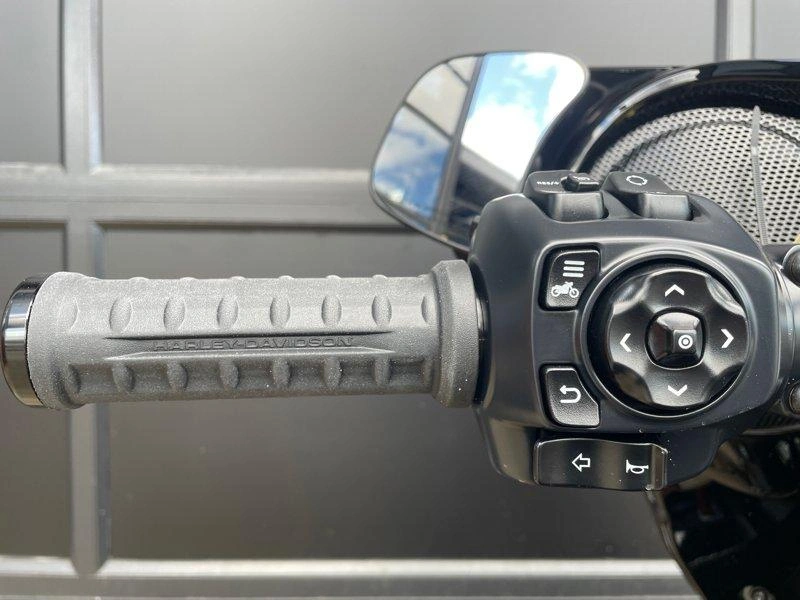 2026 Harley-davidson Flhxl - Street Glide® Limited alt