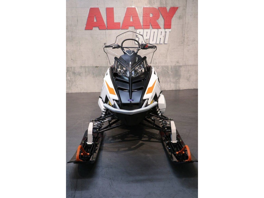 2024 Polaris Polaris 550 Voyageur 155 Es Enr. alt