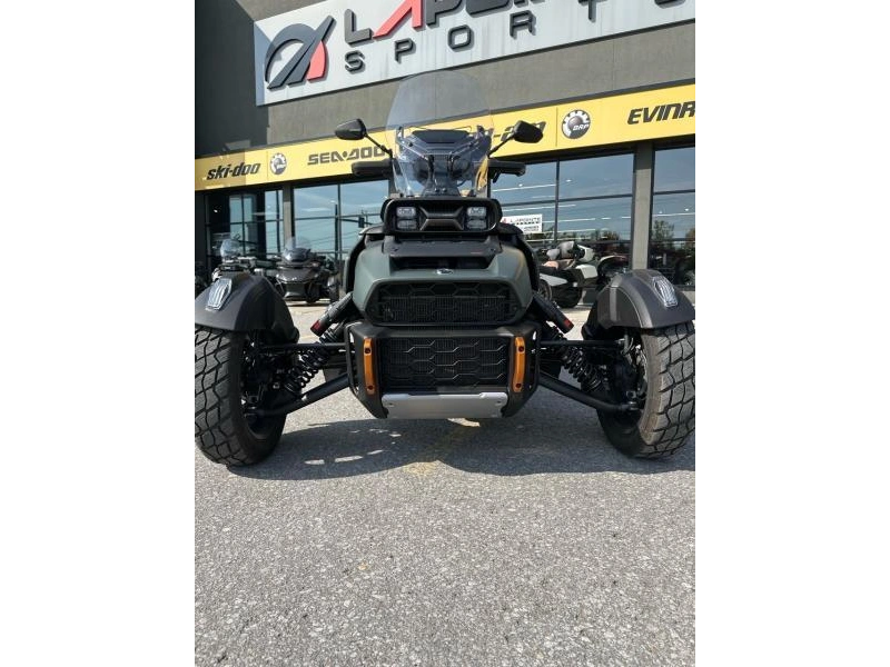 2025 Can-am Canyon Redrock alt
