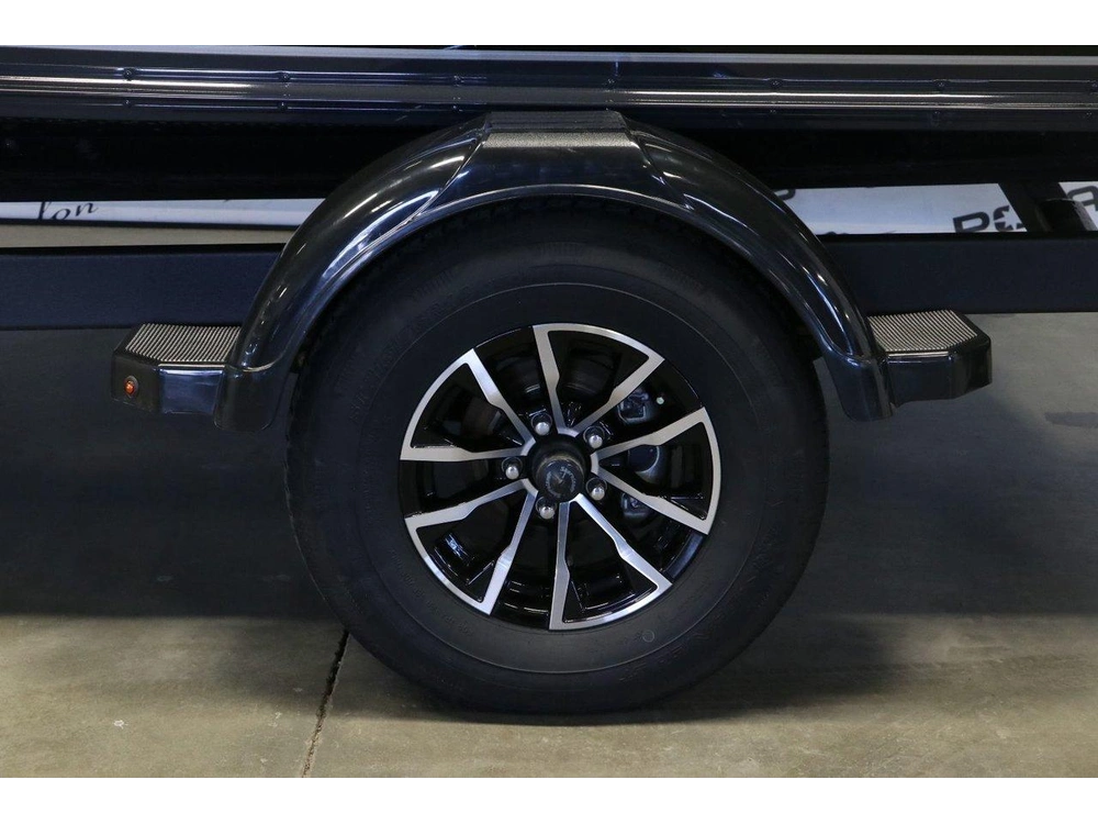 2026 Lund 1775 Crossover Xs + Mercury 115 Hp & Remorque alt