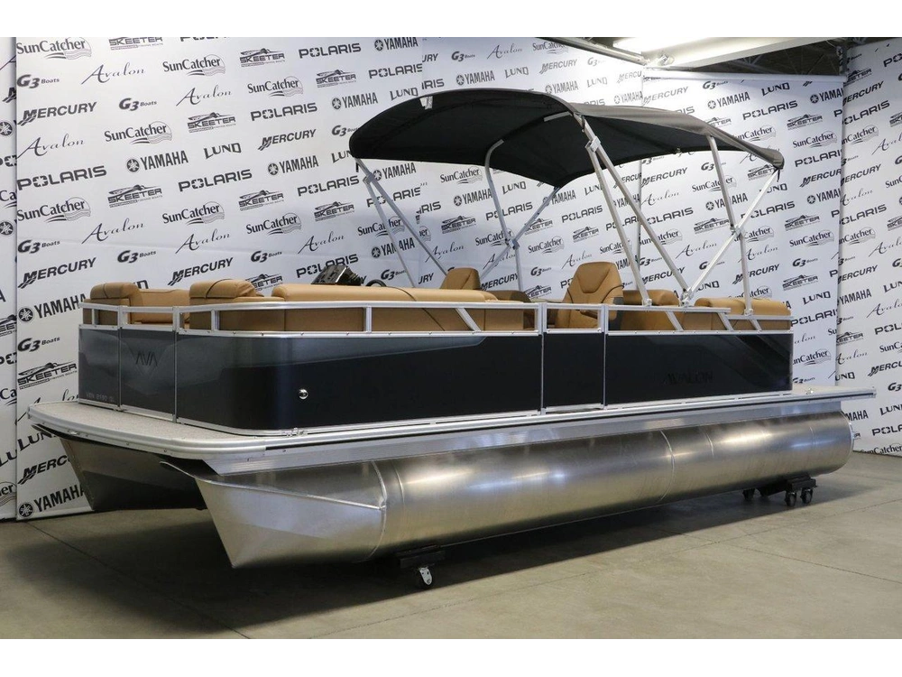 Avalon Venture 2180 Quad Lounger + Yamaha 70 Hp 2026 alt