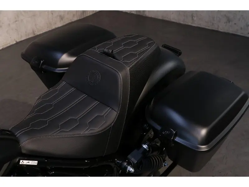2025 Indian Motorcycle Sport Chief RT thumbnail 5
