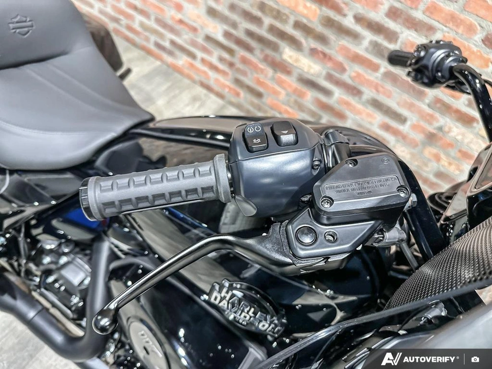 2026 Harley-davidson Street Glide Limited alt