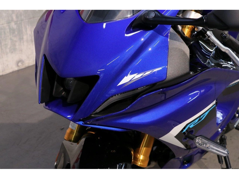 2025 Yamaha Yzf-r7 alt