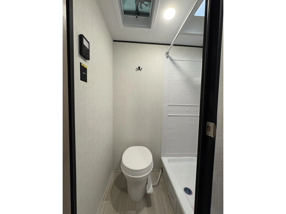 Hideout 123bb 2026 alt