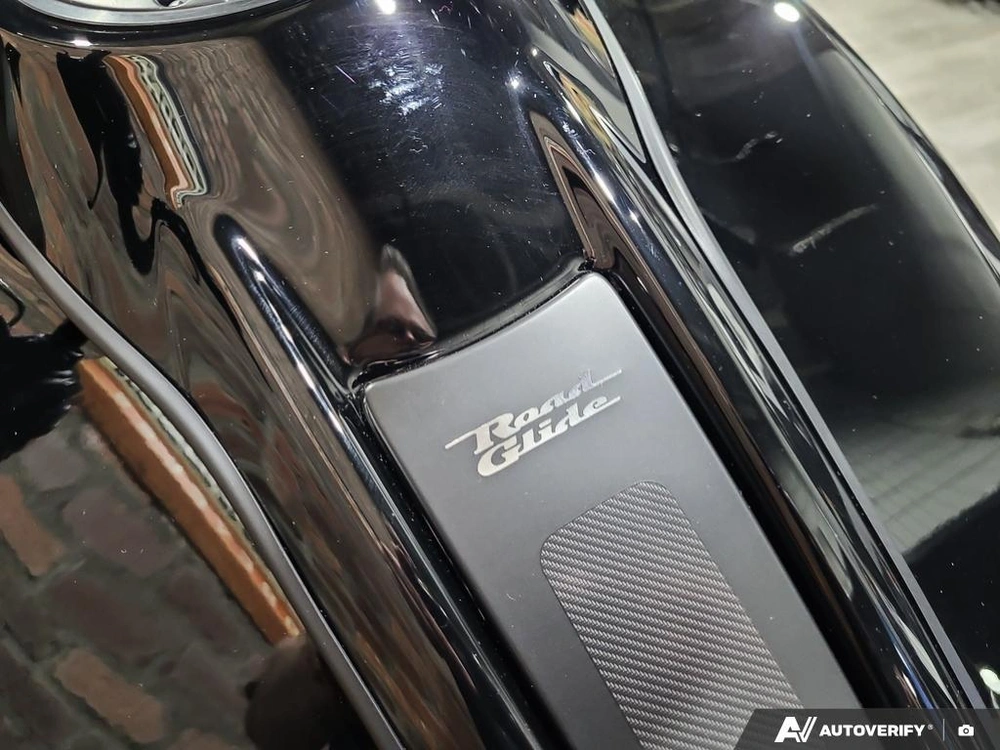 2026 Harley-davidson Road Glide alt