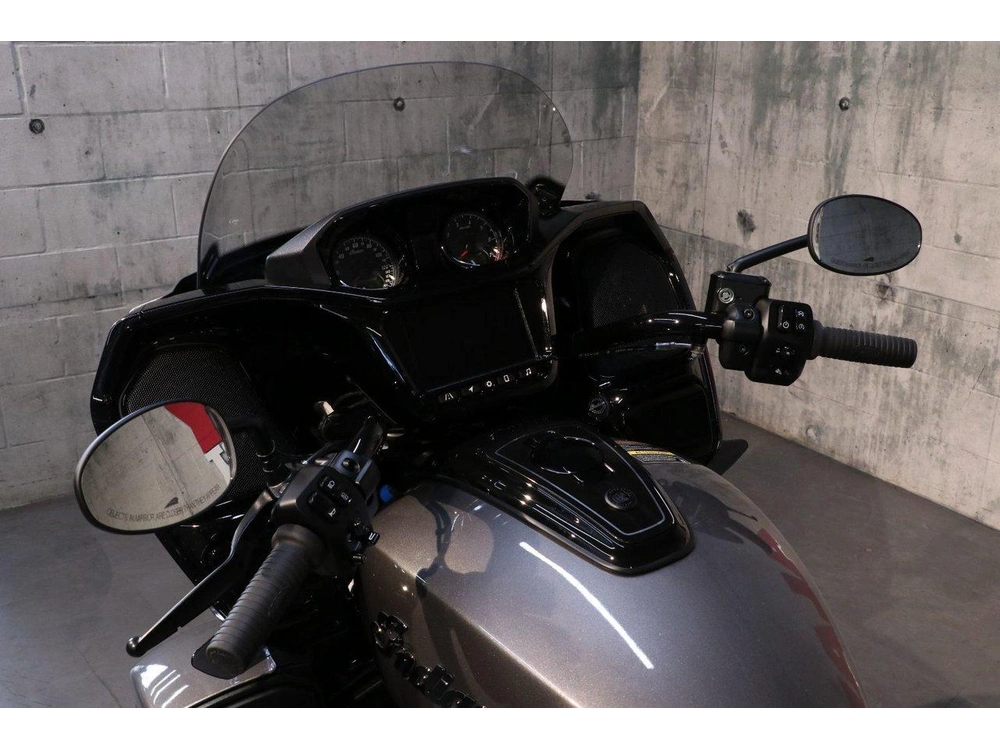 2026 Indian Motorcycle Pursuit Dark Horse + 112 alt