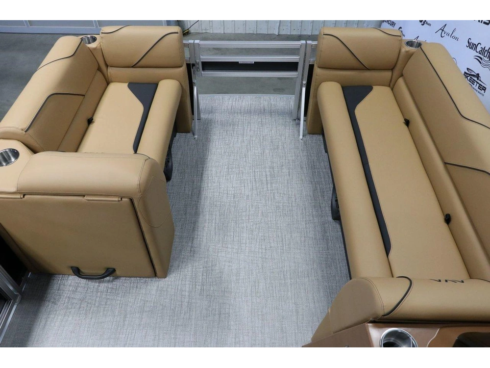 Avalon Venture 2180 Rear Fish + Mercury 60 Hp 2025 alt