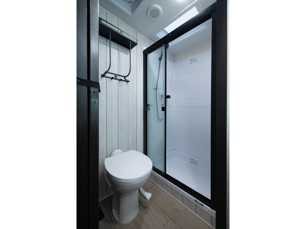 2026 Arctic Wolf 27sgs alt