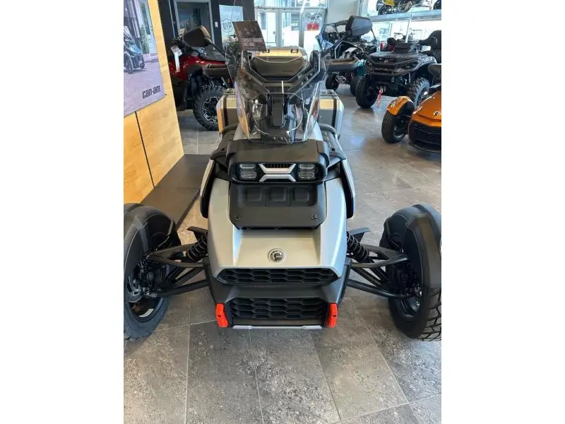 Can-Am Canyon XT 2025