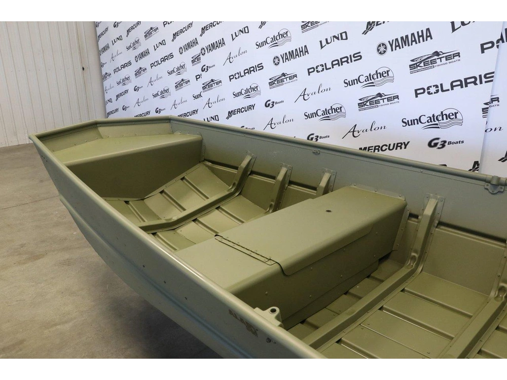 Lund Z1440m Jon Boat 2025 alt