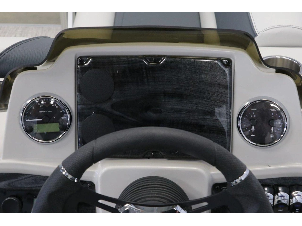Avalon Venture 1975 Rf + Yamaha 40 Hp 2025 alt
